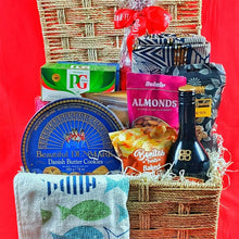 Family Feast Christmas Basket Hamper