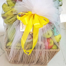 Large Snack & Fruit Mix Hamper