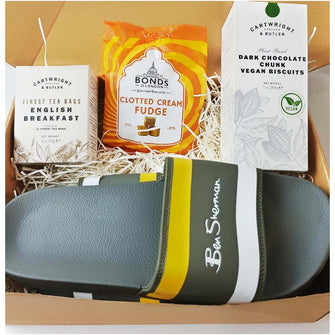 The Dapper Dudes Delight Box Hamper